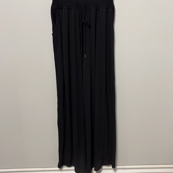 Jessica Simpson Black Jumpsuit Size Medium - Picture 2 of 6